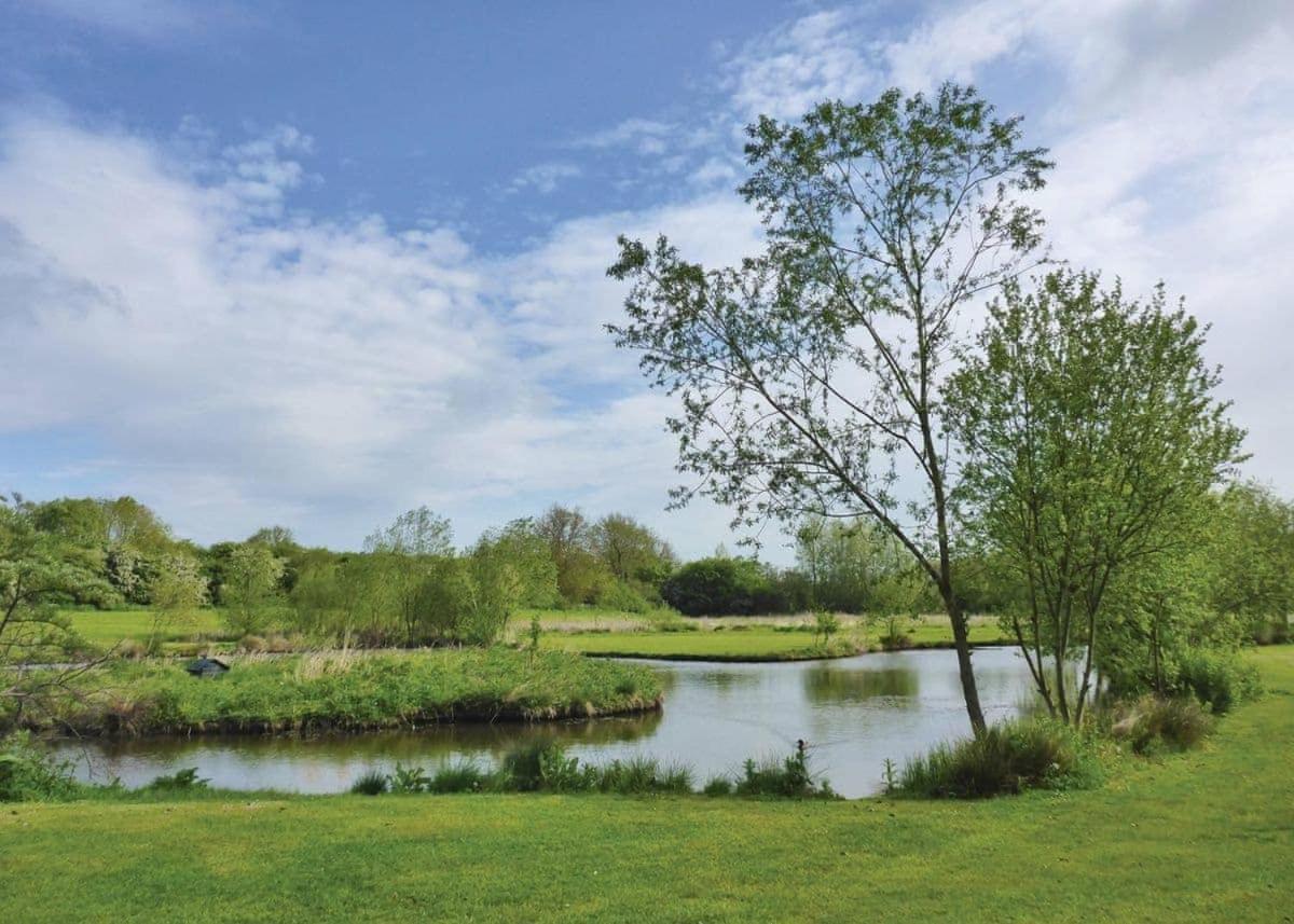 Hôtel Weir Country Park à Holtby Extérieur photo